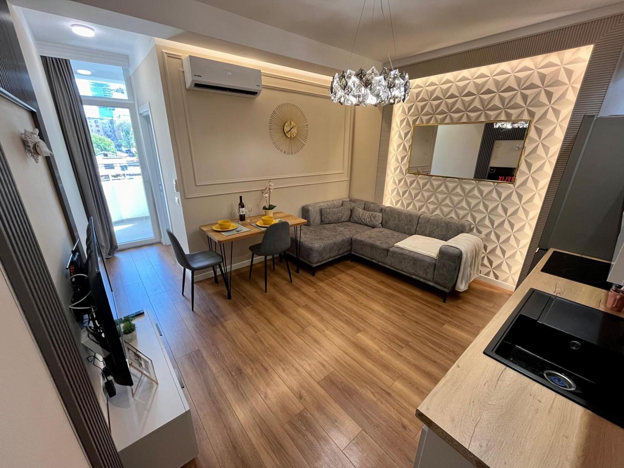 City Center Cozy Apartment Tiranë Eksteriør bilde